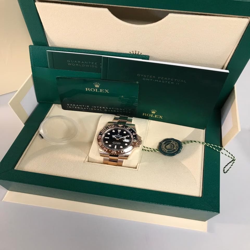 Rolex | GMT-Master II | 126715CHNR-0001 | Rose gold | 40 mm | Rose gold | Black | Automatic
