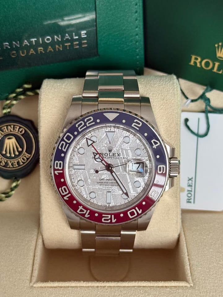 Rolex | GMT-Master II | 126719BLRO | White gold | 40 mm | White gold | Grey | Automatic
