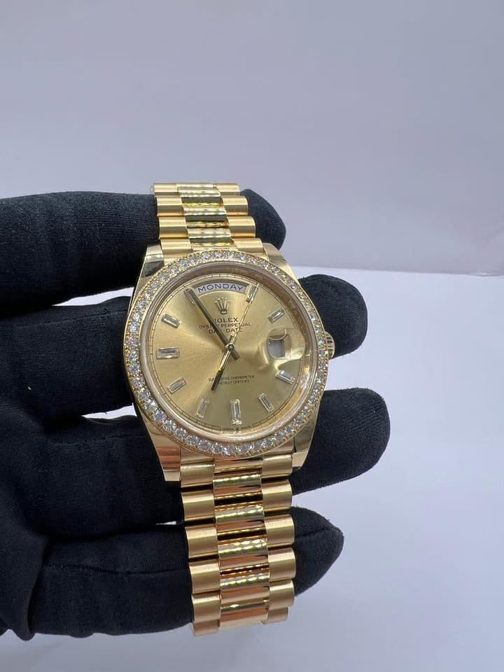 Rolex | Day-Date | 228348RBR | Yellow gold | 40 x 48 mm | Yellow gold | Gold | Automatic