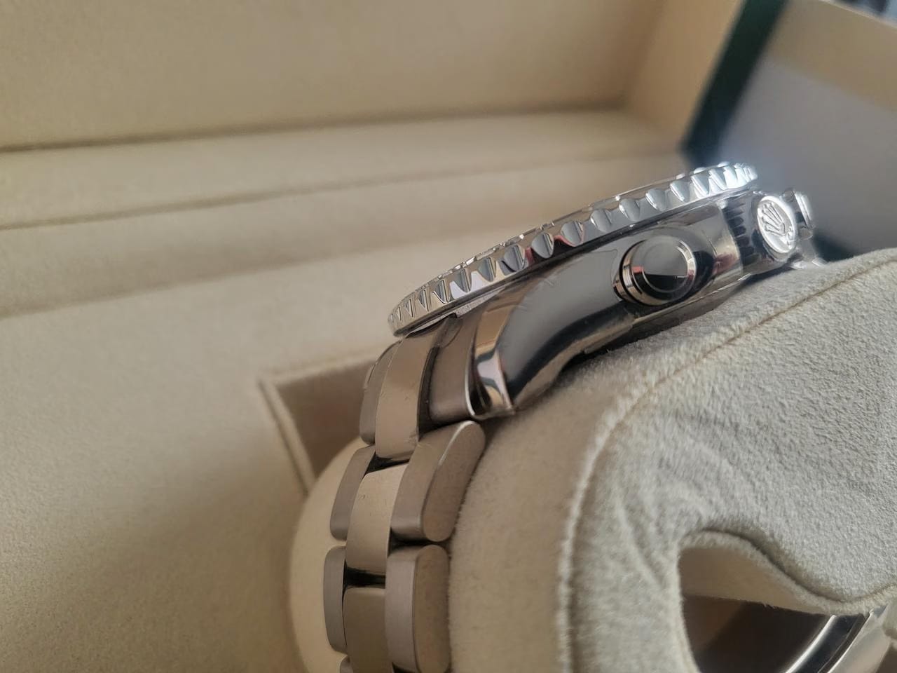 Rolex | Yacht-Master II | 116689 | White gold | 44 mm | White gold | Automatic