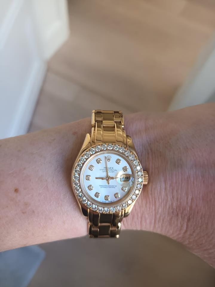 Rolex | Datejust | 69298 | Yellow gold | 29 mm | Yellow gold | Mother of pearl | Automatic