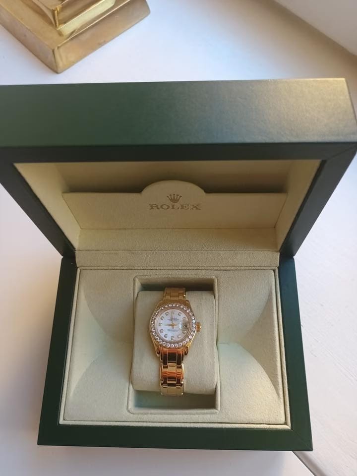Rolex | Datejust | 69298 | Yellow gold | 29 mm | Yellow gold | Mother of pearl | Automatic
