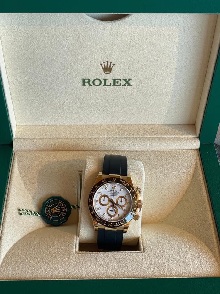 Rolex | Daytona | 116518LN | Yellow gold | 40 x 43 mm | Rubber | White | Automatic