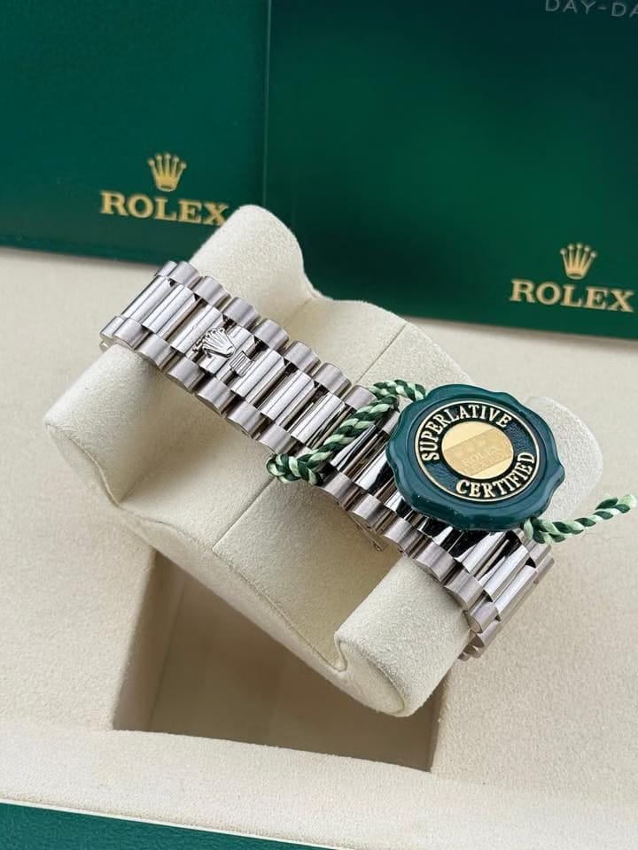 Rolex | Day-Date | 128239 | White gold | 36 x 43 mm | White gold | Pink | Automatic