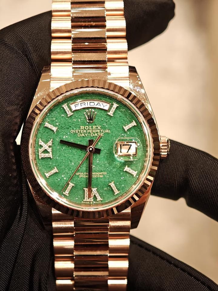 Rolex | Day-Date | 128235-0068 | Rose gold | Rose gold | Green | Automatic