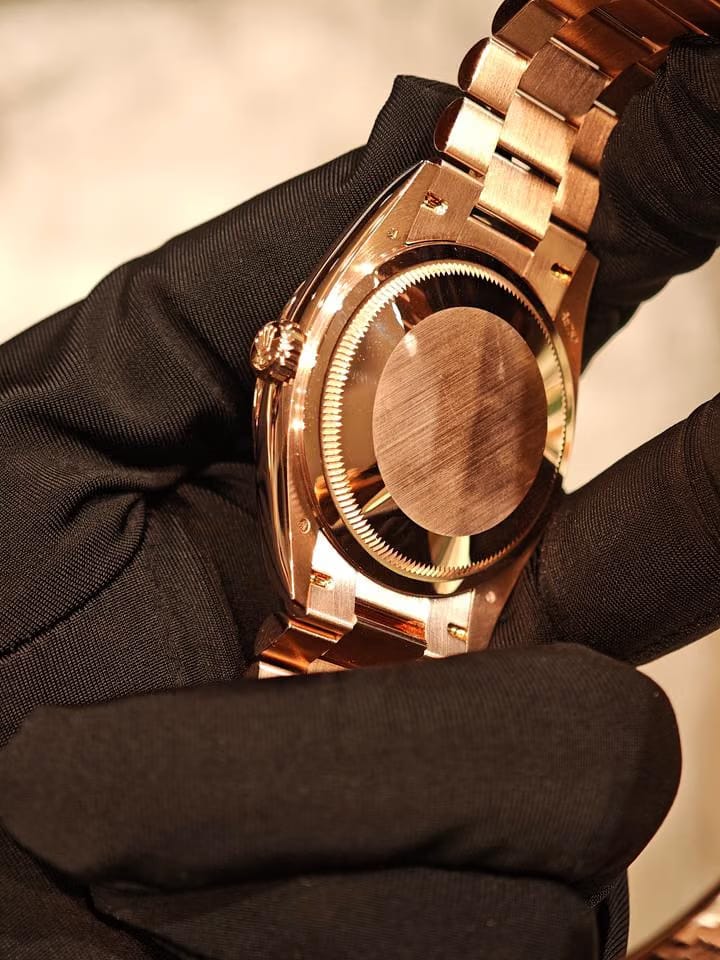 Rolex | Day-Date | 128235-0068 | Rose gold | Rose gold | Green | Automatic