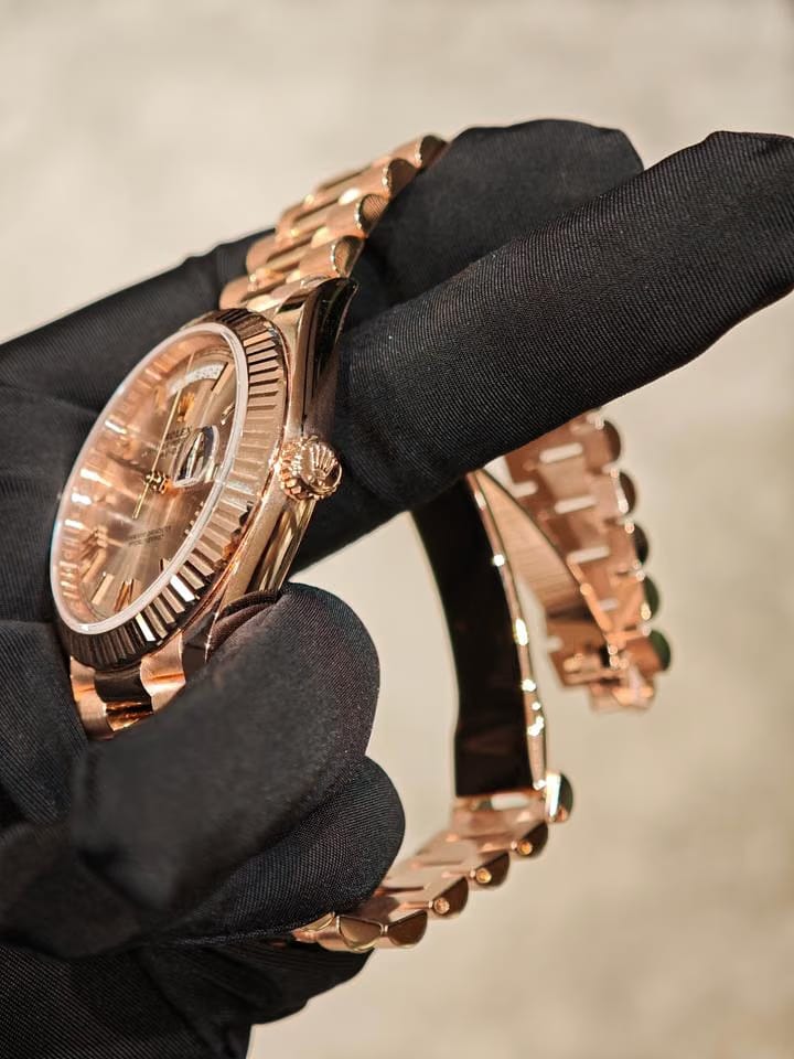 Rolex | Day-Date | 228235-0001 | Rose gold | Rose gold | Pink | Automatic