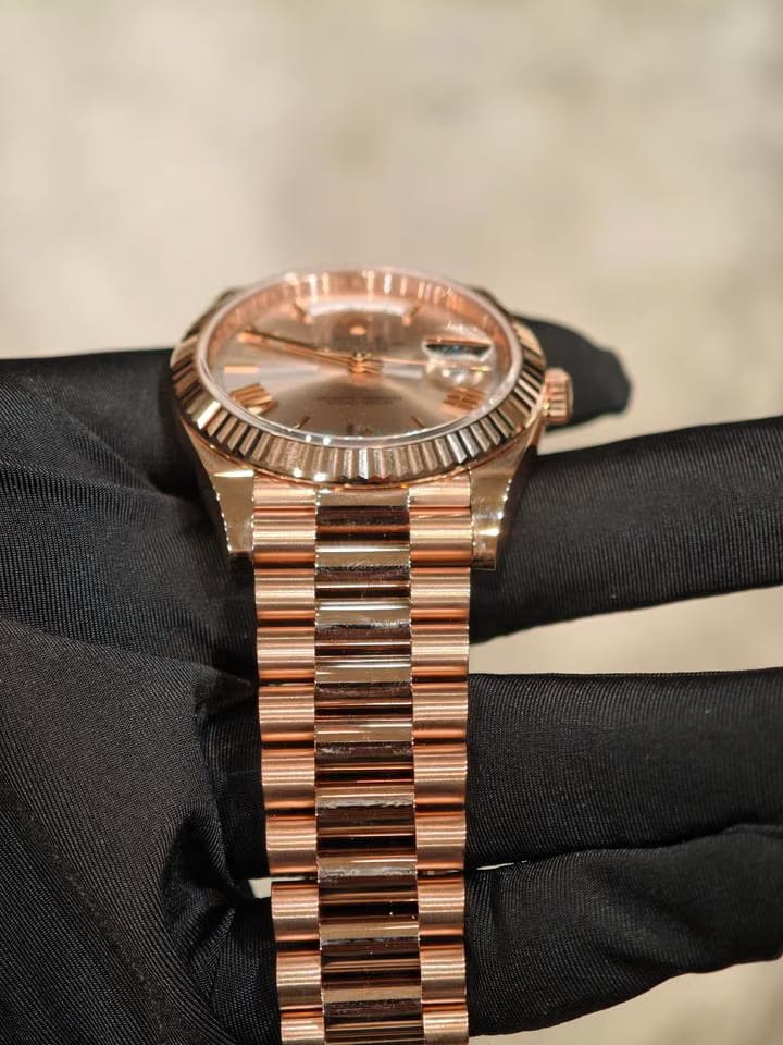 Rolex | Day-Date | 228235-0001 | Rose gold | Rose gold | Pink | Automatic