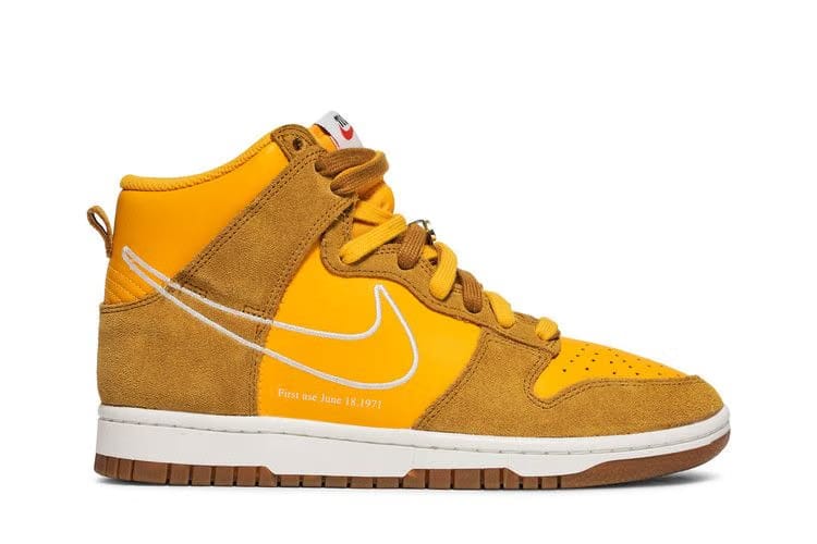 Wmns Dunk High SE 'First Use Pack - University Gold'