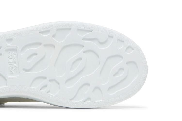 Alexander McQueen Wmns Oversized Sneaker 'White Silver Glitter'
