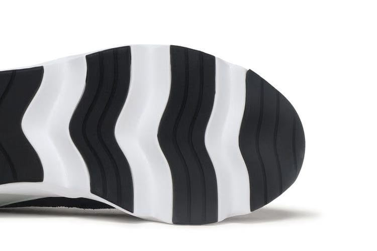 Serena Williams Design Crew x Wmns RYZ 365 2 'Black Metallic Gold'
