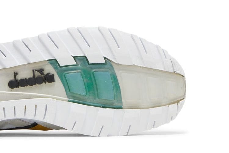 N9002 Lux White Rich Gold