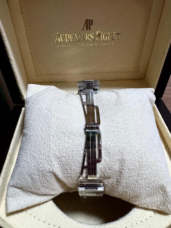 Audemars Piguet26004 BC Limited edition chronograph