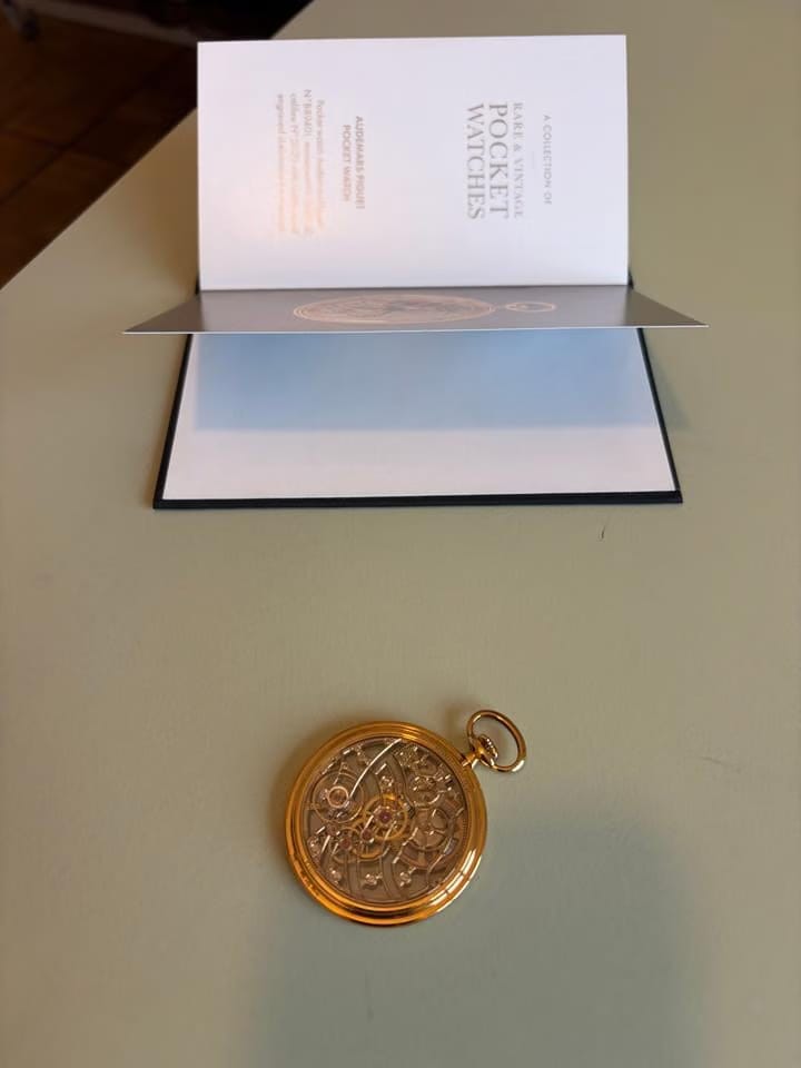 Audemars Piguet B89401 70's mint condition with booklet