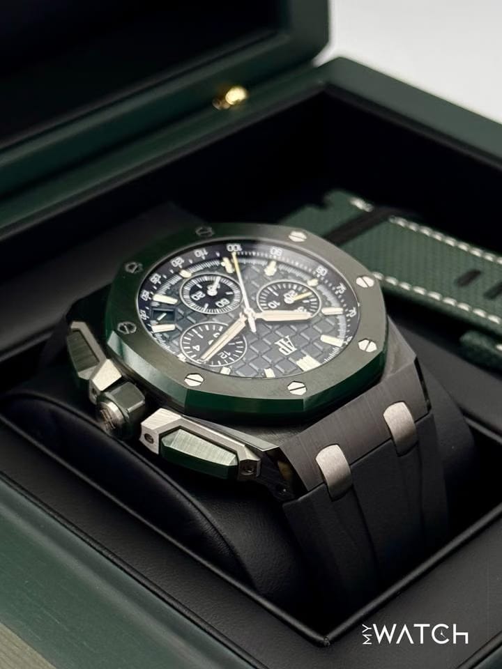 Audemars Piguet NEW 2025 Royal Oak Chroograph 43mm 26420 CE Ceramic Green Dial