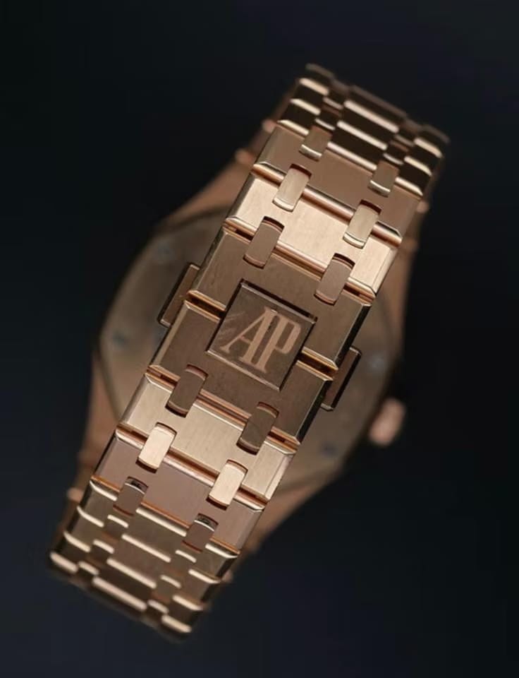Audemars Piguet Royal Oak Box & official AP Certificate