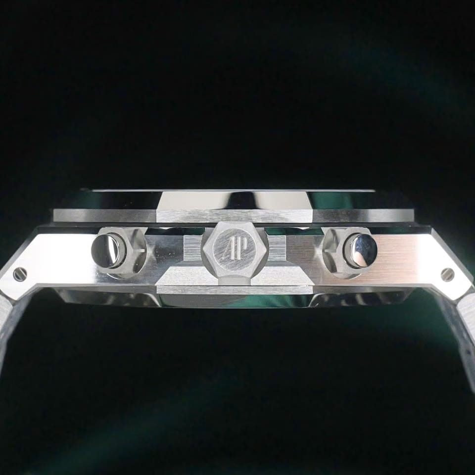 Audemars Piguet MINT COMPLETE SET Royal Oak Selfwinding Green Dial Stainless Steel Bracelet 26240 ST