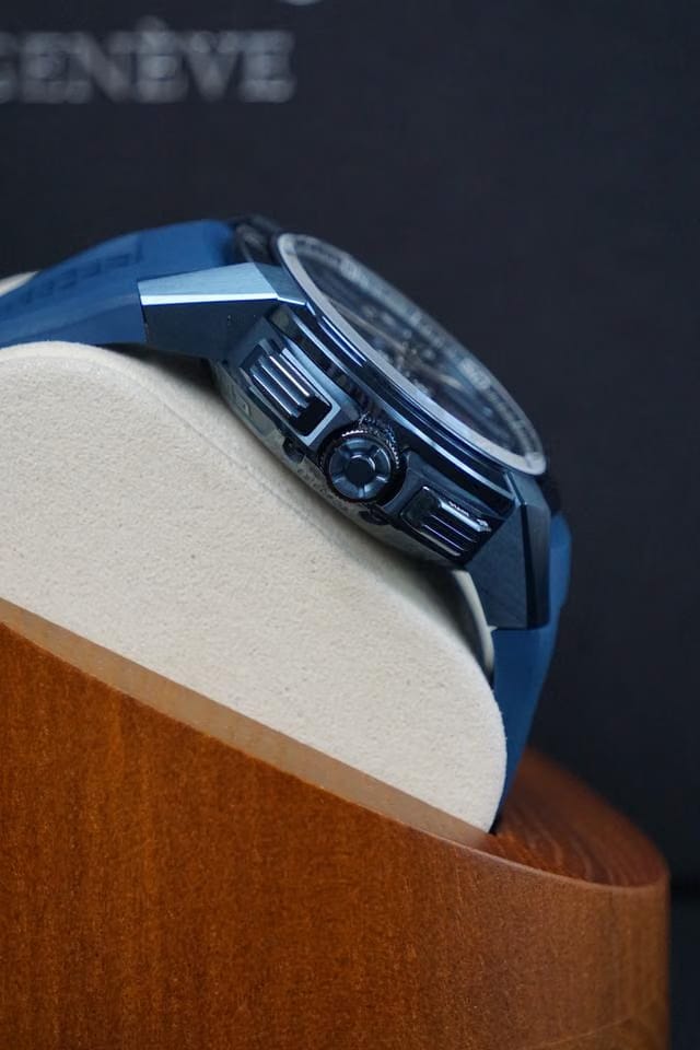 Jacob & Co.Epic X Chrono Striking Blue Titanium Case • Full Set • 2026