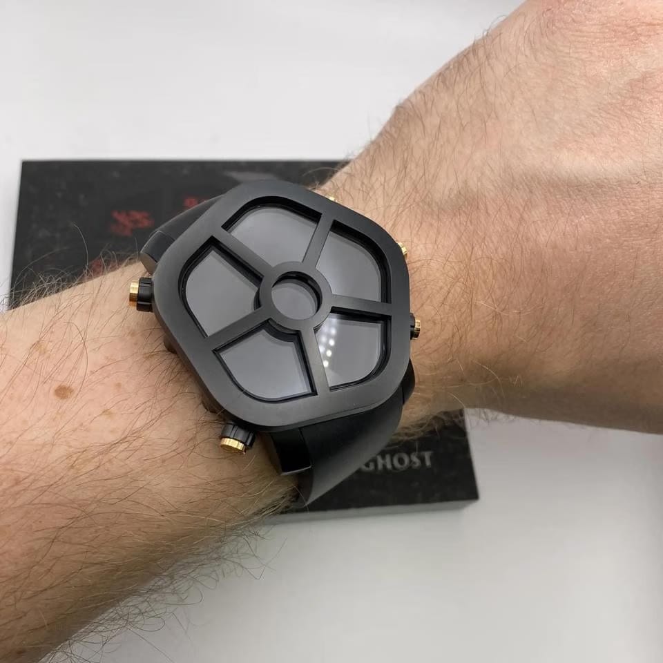 Jacob & Co.. Ghost Steel Black Pvd Quartz Mens Watch Gh100.14.Ns.Mr.Aha4 D