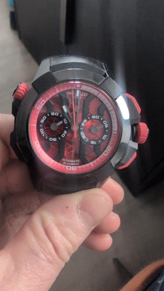 Jacob & Co.Epic X Chrono Black like new my camera shows all the lint foe cleaning cloth in
