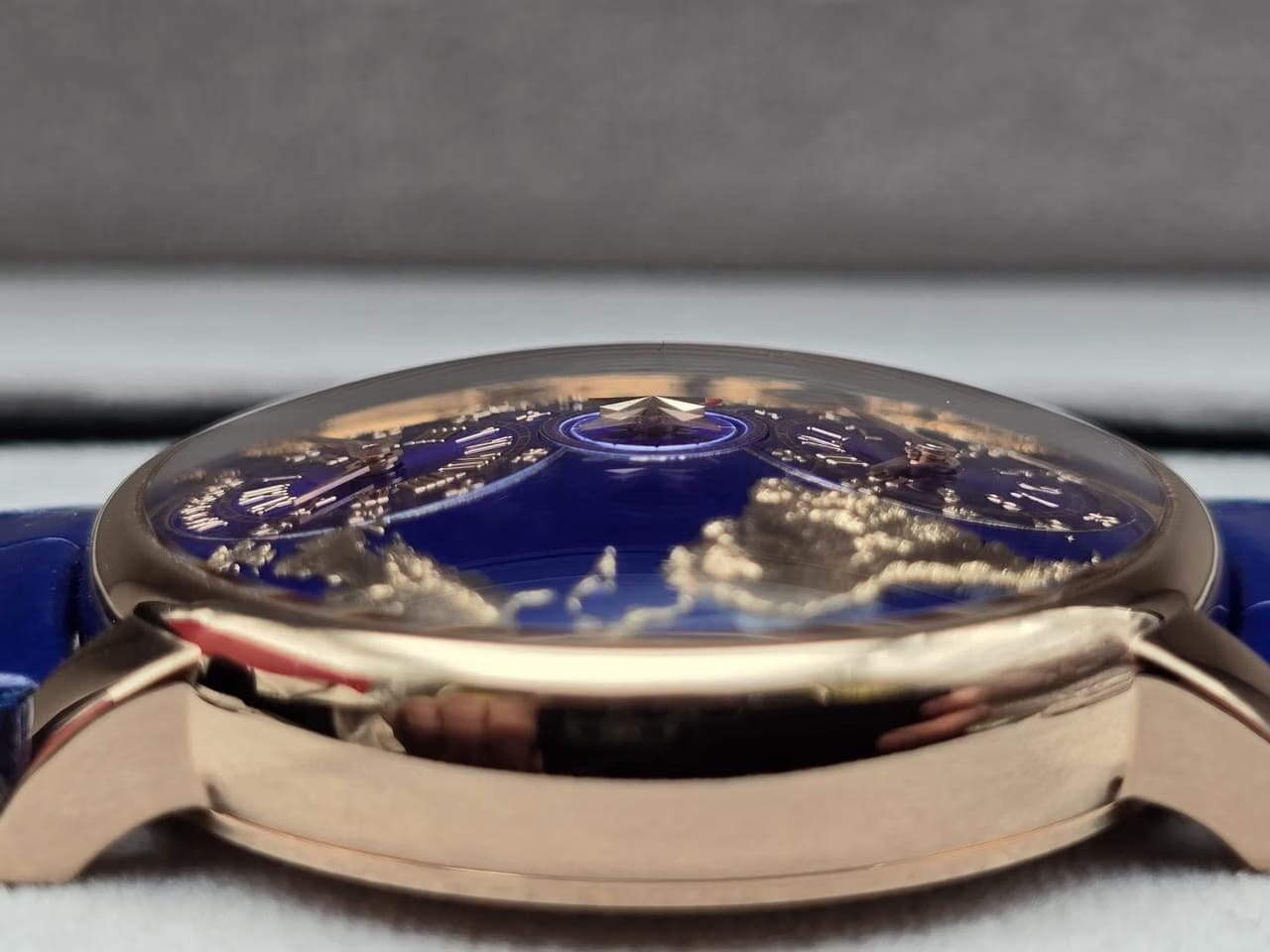 Jacob & Co.The World Is Yours 'PIECE UNIQUE' DT100.40.AA.AE.A Dual Time Zone 43mm Unworn/New Condition Full Set 2024 VAT Included