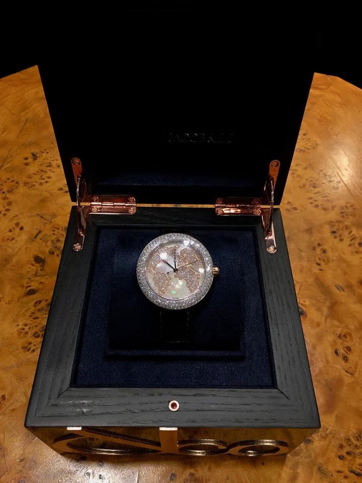 Jacob & Co.Crystal Continents