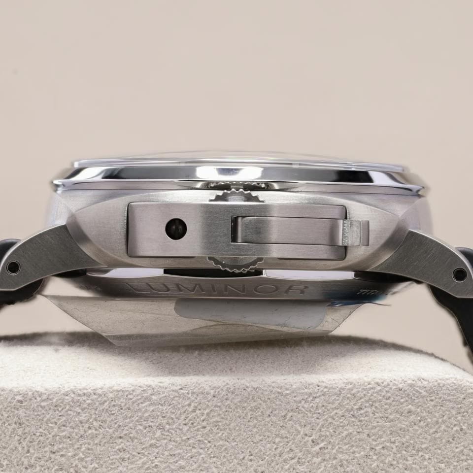 Panerai2025 Complete 44mm Titanium Grey Dial Blue/Red Accents Titanium Bezel Textile Strap PAM016