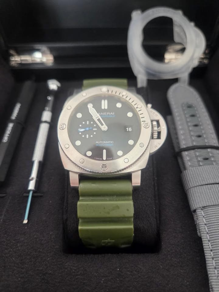 Panerai Luminor Submersible Quarantaquattro PAM 1229