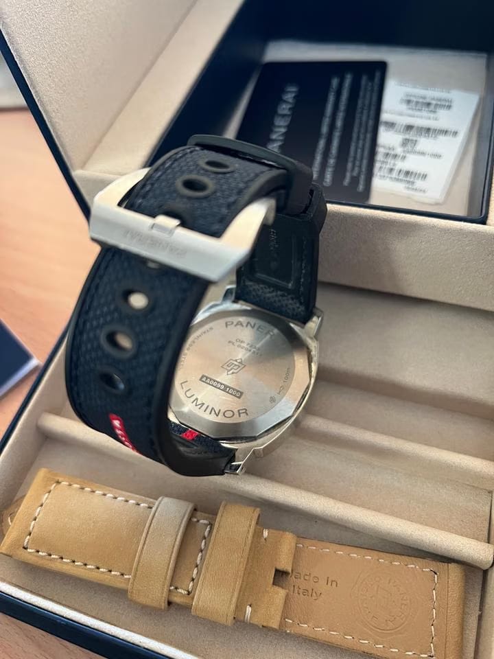 Panerai Luminor Base Logo 44mm Pam01086 Full set + Luna rossa new strap + warranty till 2032