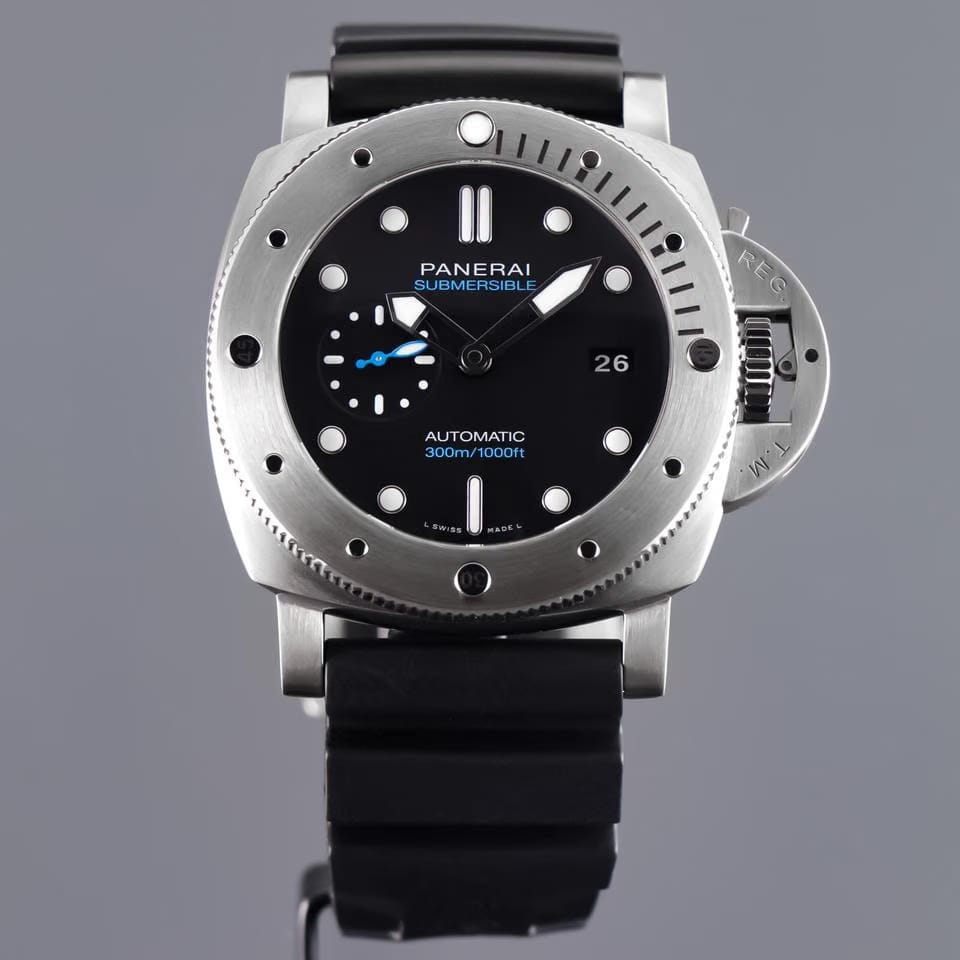 Panerai Luminor Submersible Quarantaquattro 44mm