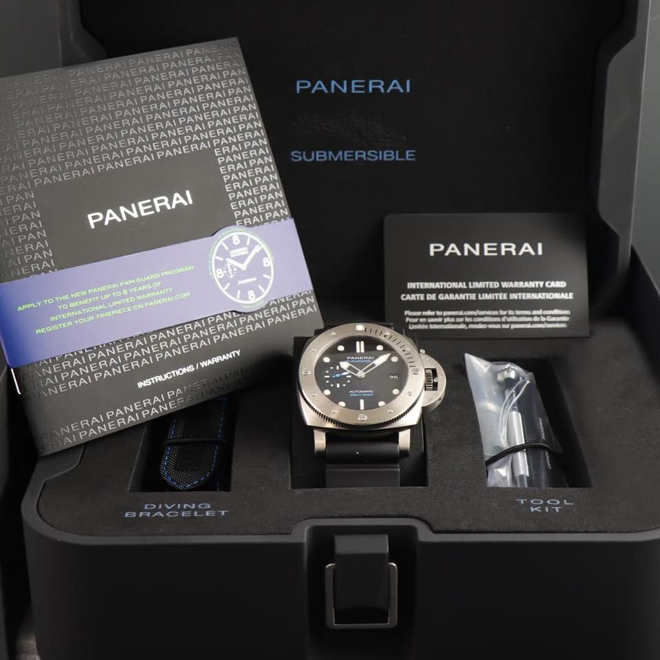 Panerai Luminor Submersible Quarantaquattro 44mm