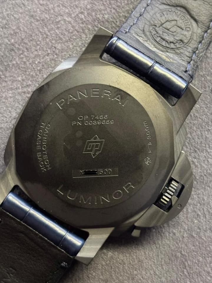 Panerai Luminor Marina Carbotech Blu Notte 44mm Full-set neu und ungetragen Limited Edition X/500