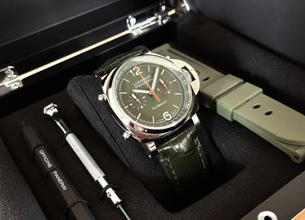 Panerai1950 3 Days Chronograph Flyback Luminor Chrono Limited Edition Very Rare 1 of 110 100% UNWORN