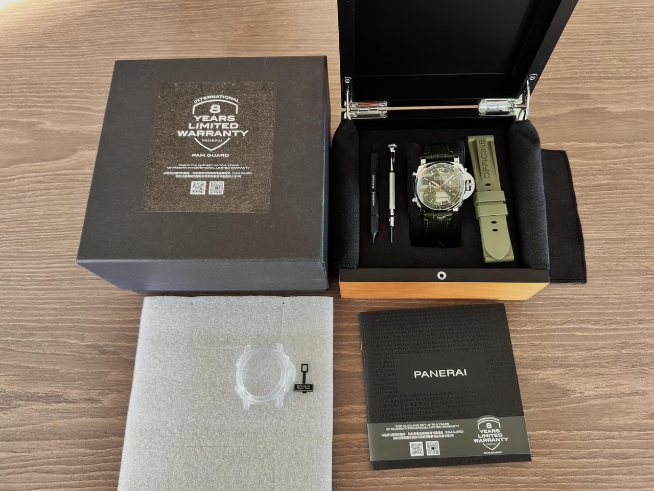 Panerai1950 3 Days Chronograph Flyback Luminor Chrono Limited Edition Very Rare 1 of 110 100% UNWORN