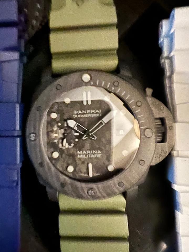 Panerai Luminor Submersible Luminor Submersible Carbotech 3-day automatic power reserve