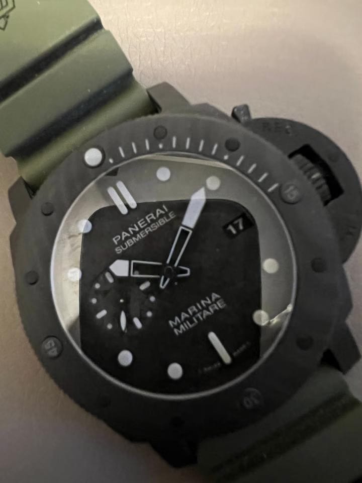 Panerai Luminor Submersible Luminor Submersible Carbotech 3-day automatic power reserve