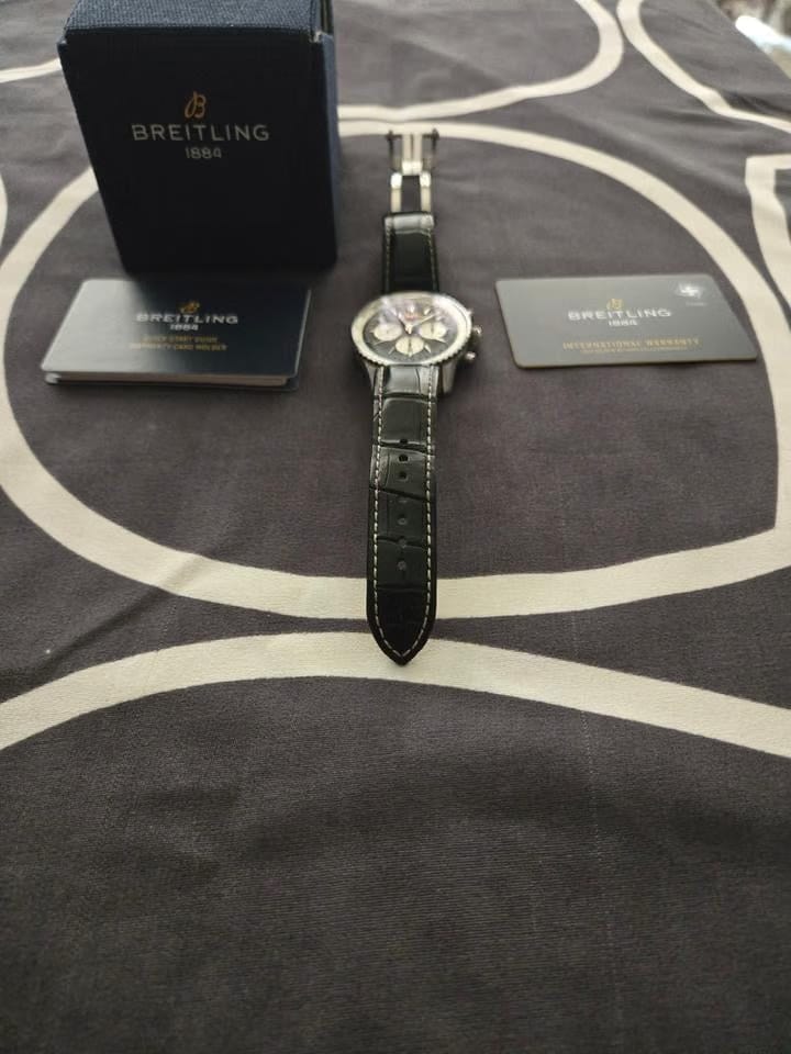 Breitling Navitimer