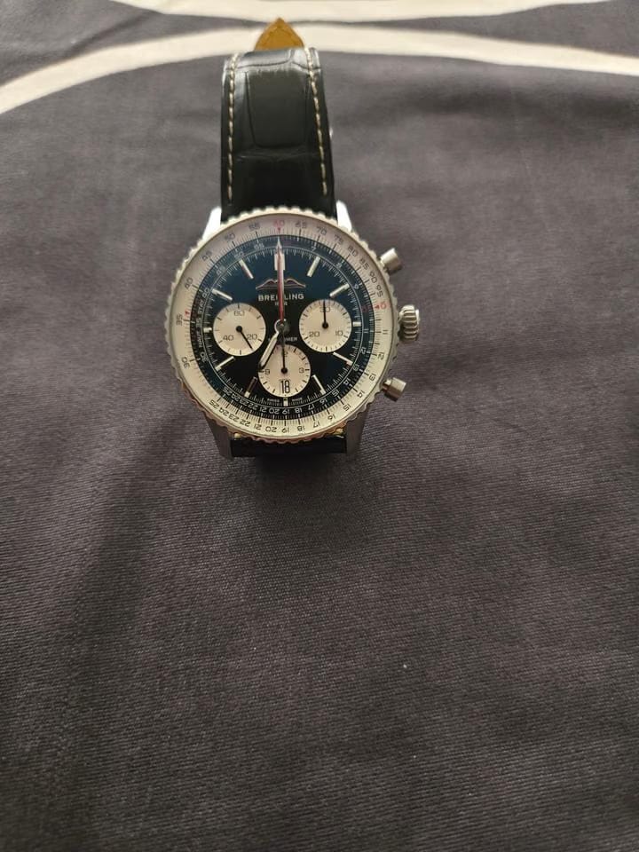 Breitling Navitimer