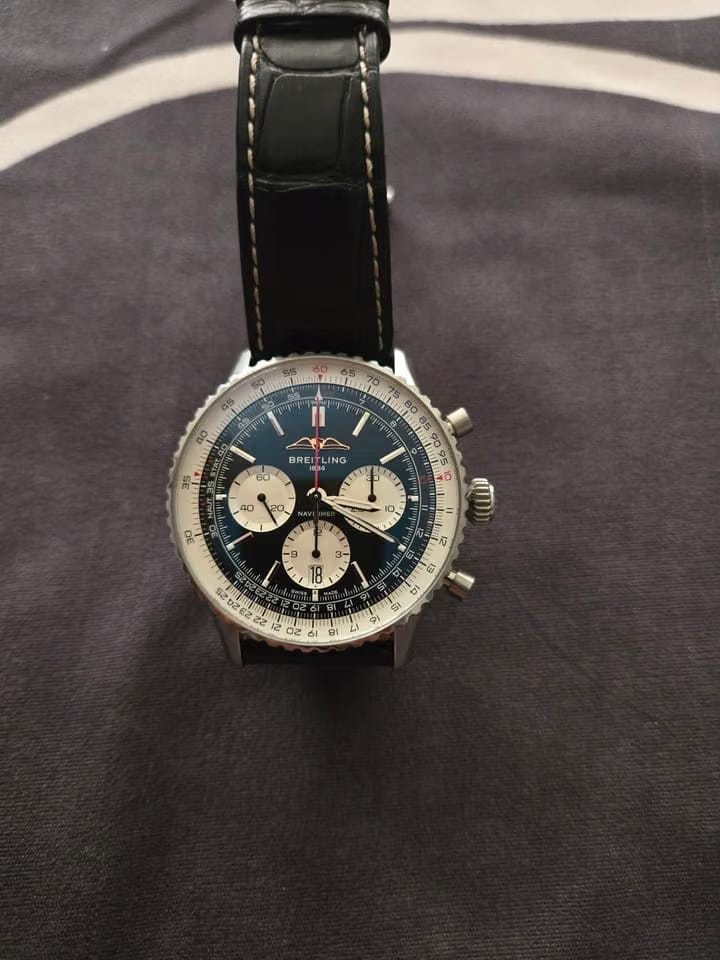 Breitling Navitimer