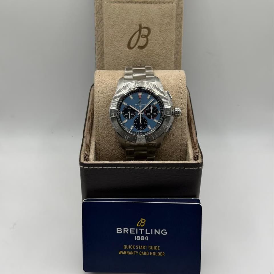 Breitling Avenger