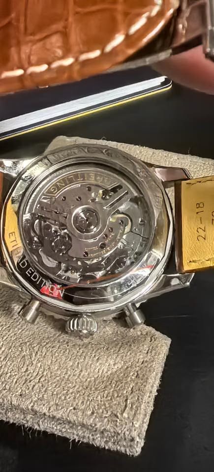 Breitling Navitimer