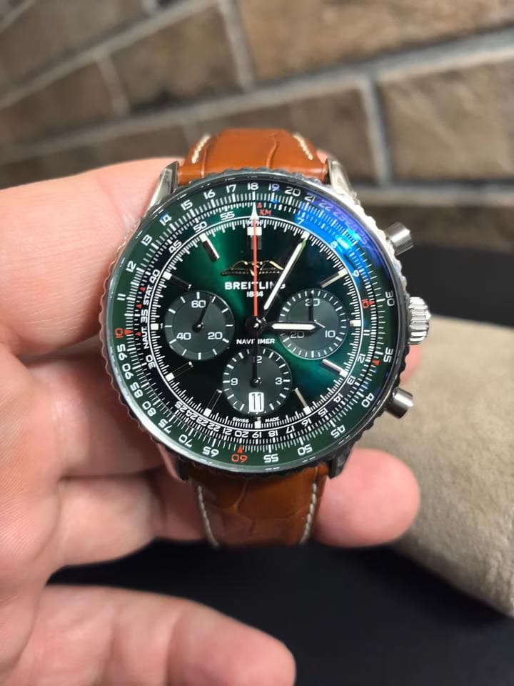 Breitling Navitimer