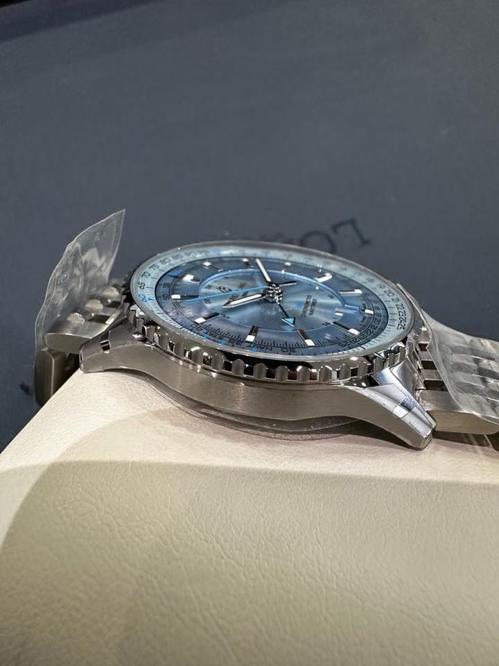 Breitling Navitimer