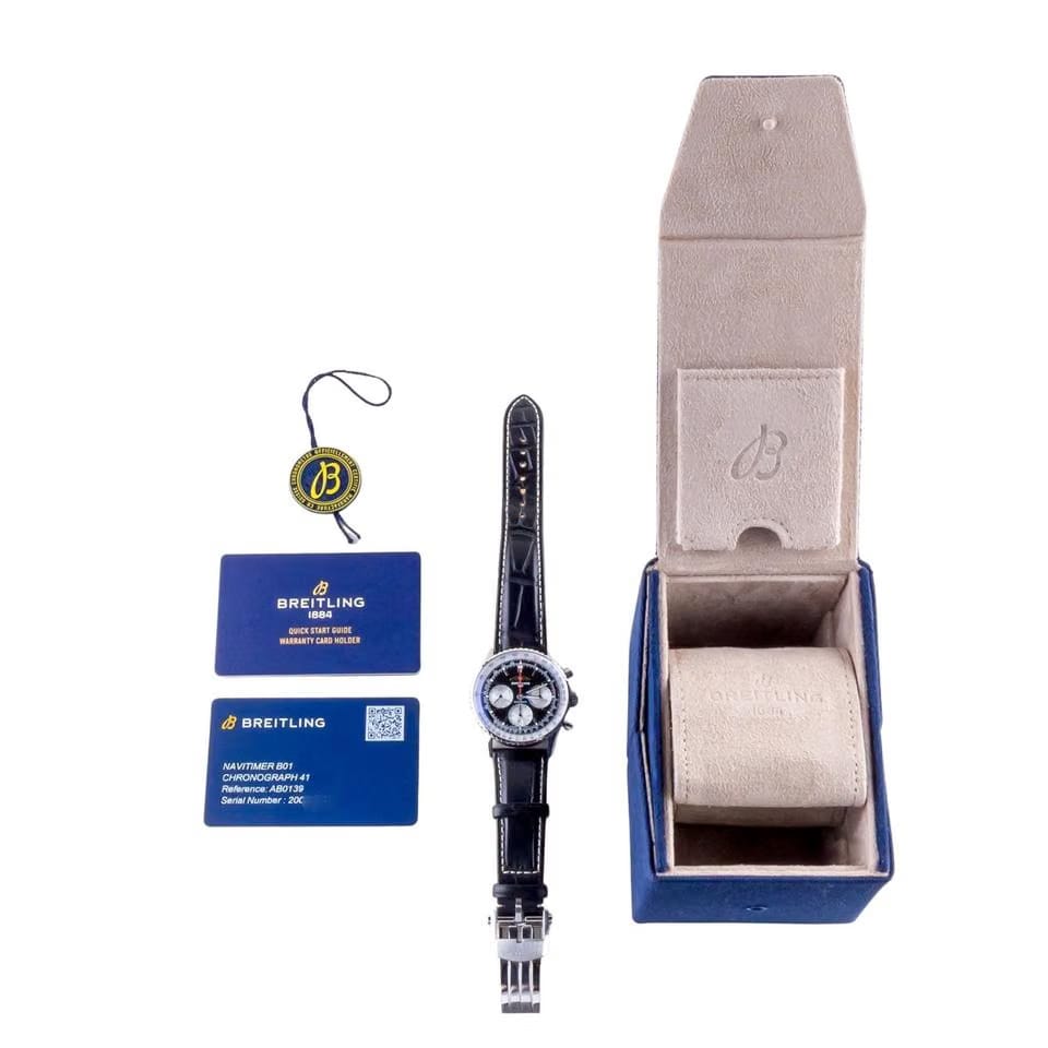 Breitling Navitimer