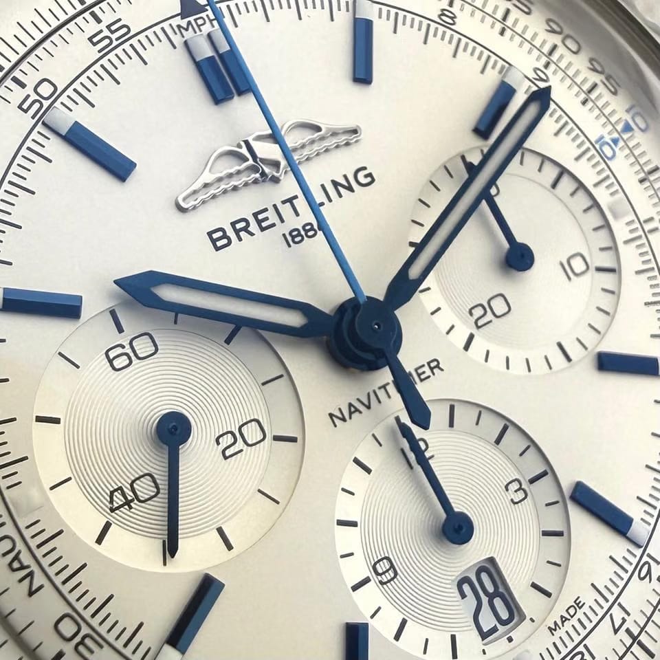 Breitling Navitimer