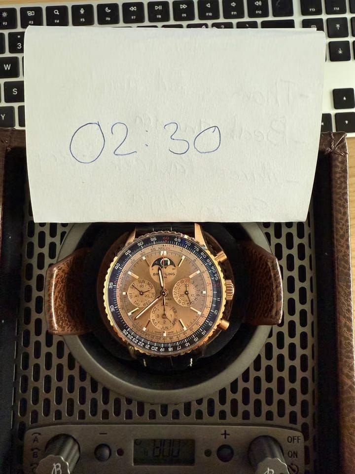 Breitling Navitimer
