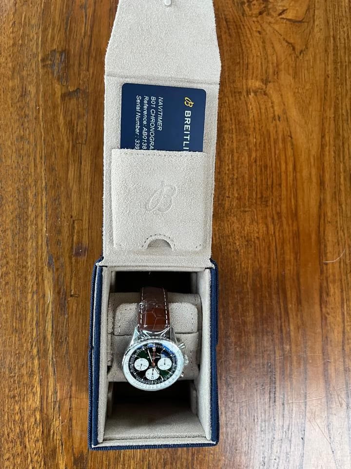 Breitling Navitimer