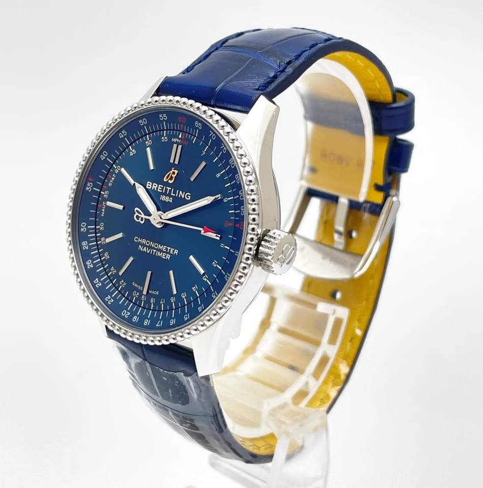 Breitling Navitimer