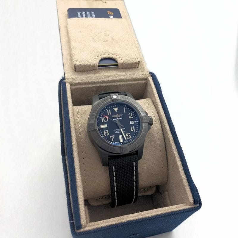 Breitling Avenger Seawolf Automatic 45 Seawolf Night Mission Avenger (Nieuw 11-2025)