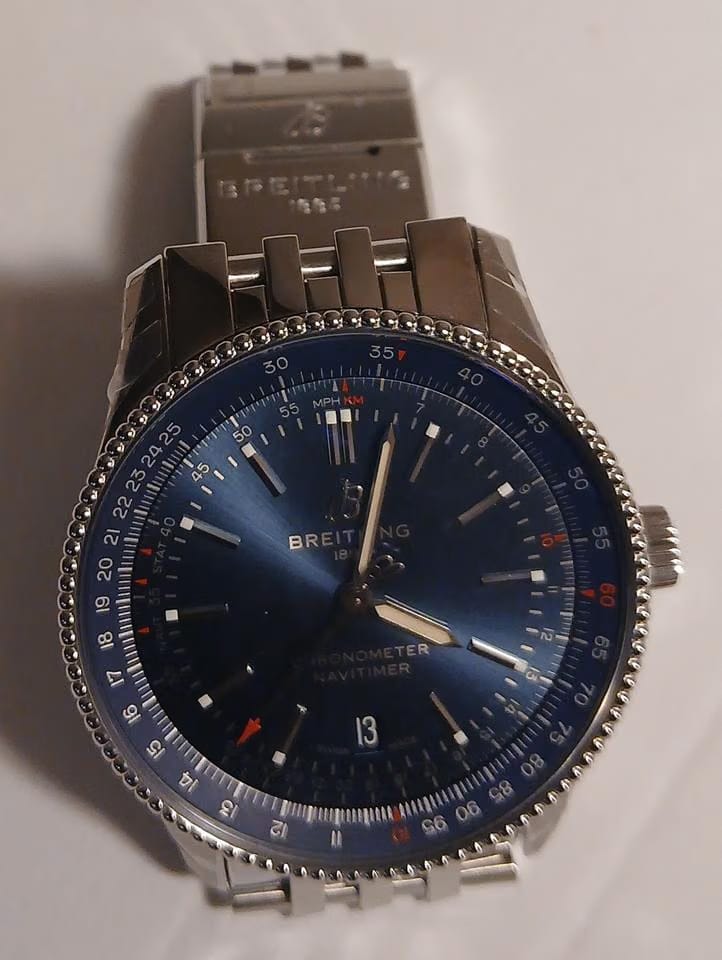Breitling Navitimer